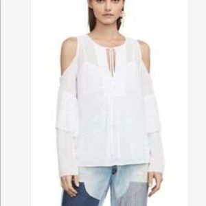 BCBG Maxazria Open Cold-shoulder long sleeve blouse. XS. White.